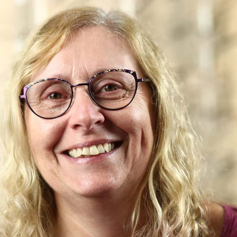 Debbie Robus